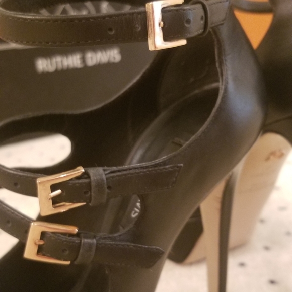 Ruthie Davis Black Heels - Picture 10 of 16